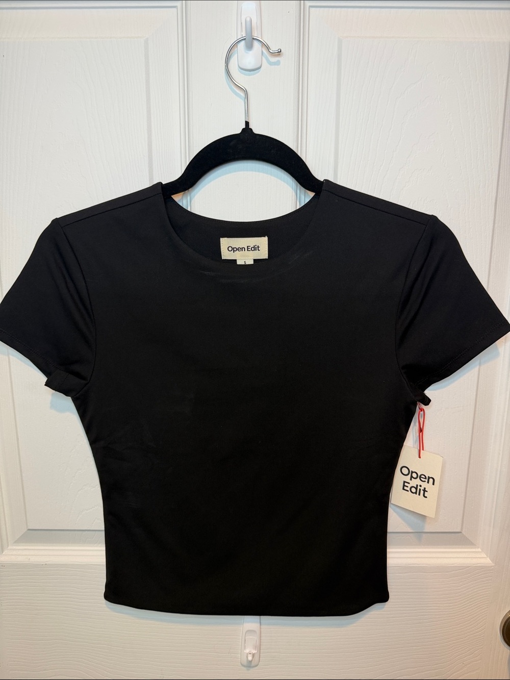Women's Black Short Sleeve Crewneck Top